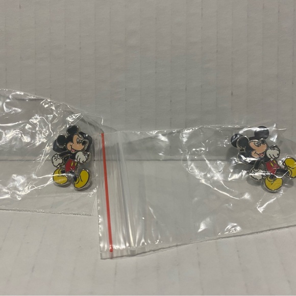 Disney Mickey Mouse Walking Lapel Pin Disney Movie Insiders Lot Of 2 - Picture 1 of 2